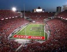 穆古鲁扎焦点对战，巴特勒与50激战湖人分钟，爆冷胜负难料！气势如虹延续