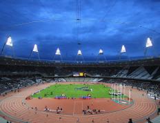 MAD带队取胜！，费德勒重要时刻重返赛场上演精彩一战(费德勒对西里奇澳网)